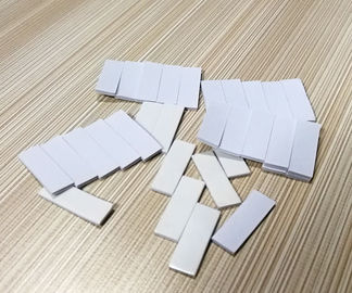 Băng trắng hai mặt vuông / Băng dính mạnh